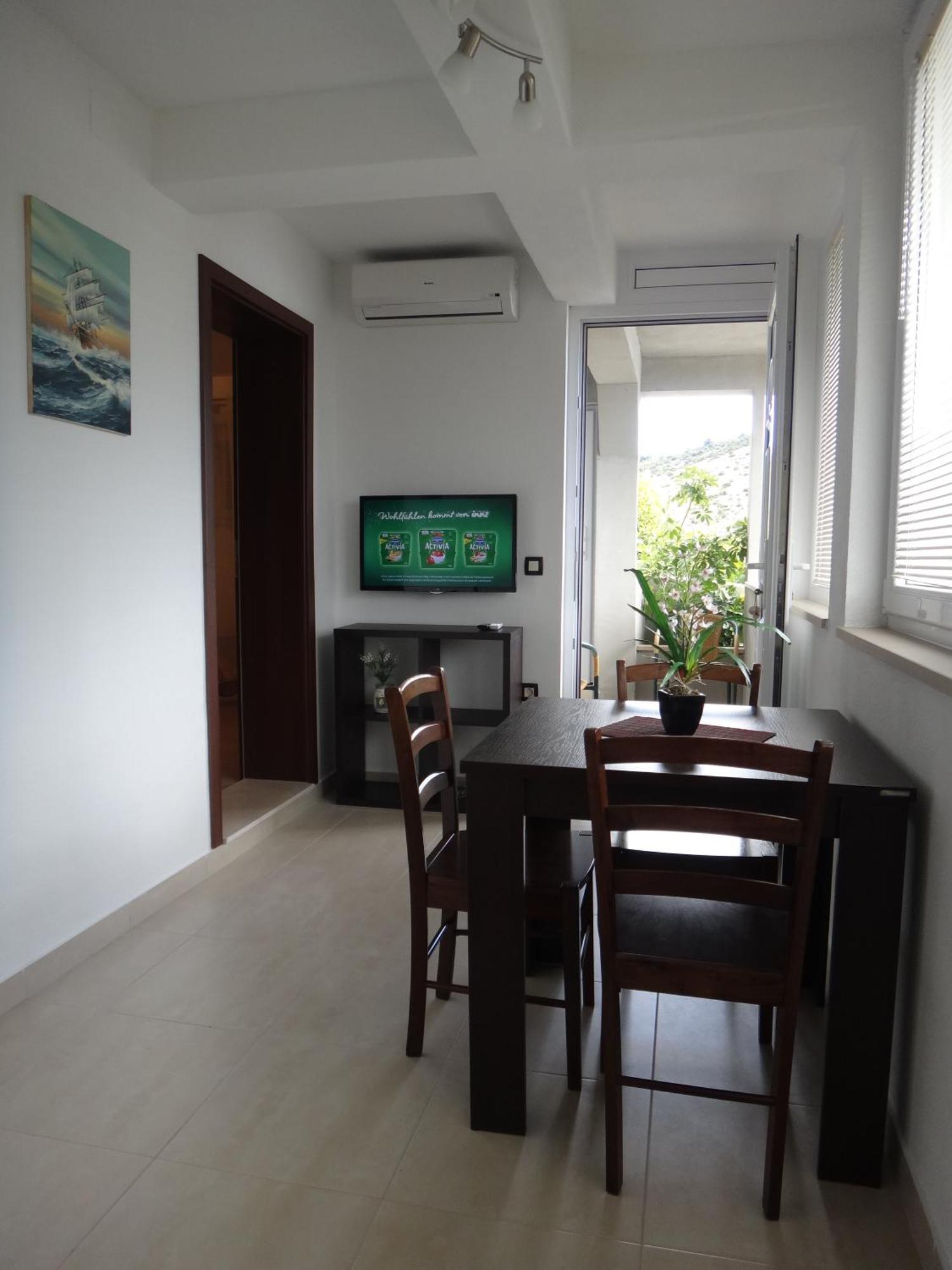 Apartments Selina Vinišće Εξωτερικό φωτογραφία