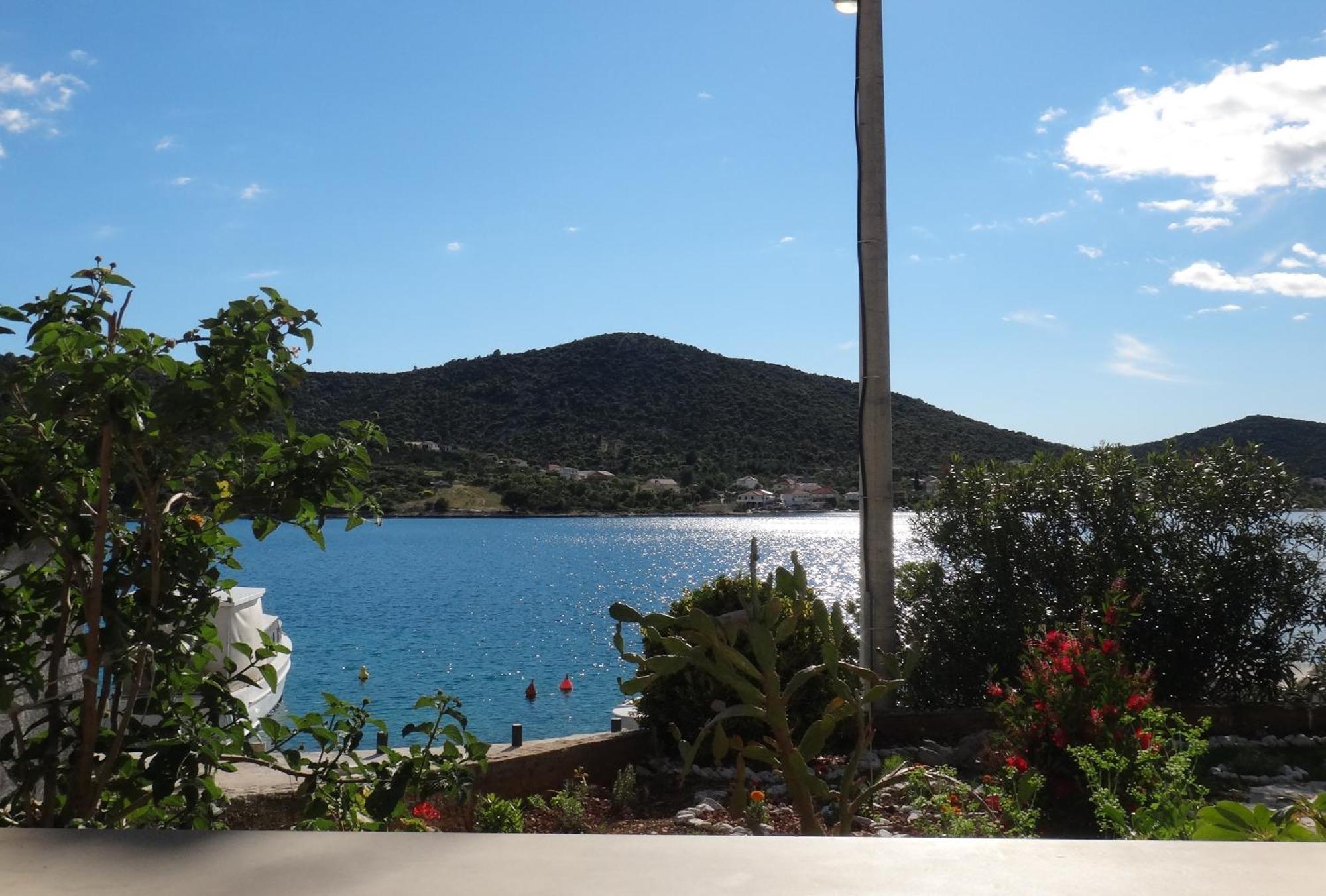 Apartments Selina Vinišće Δωμάτιο φωτογραφία