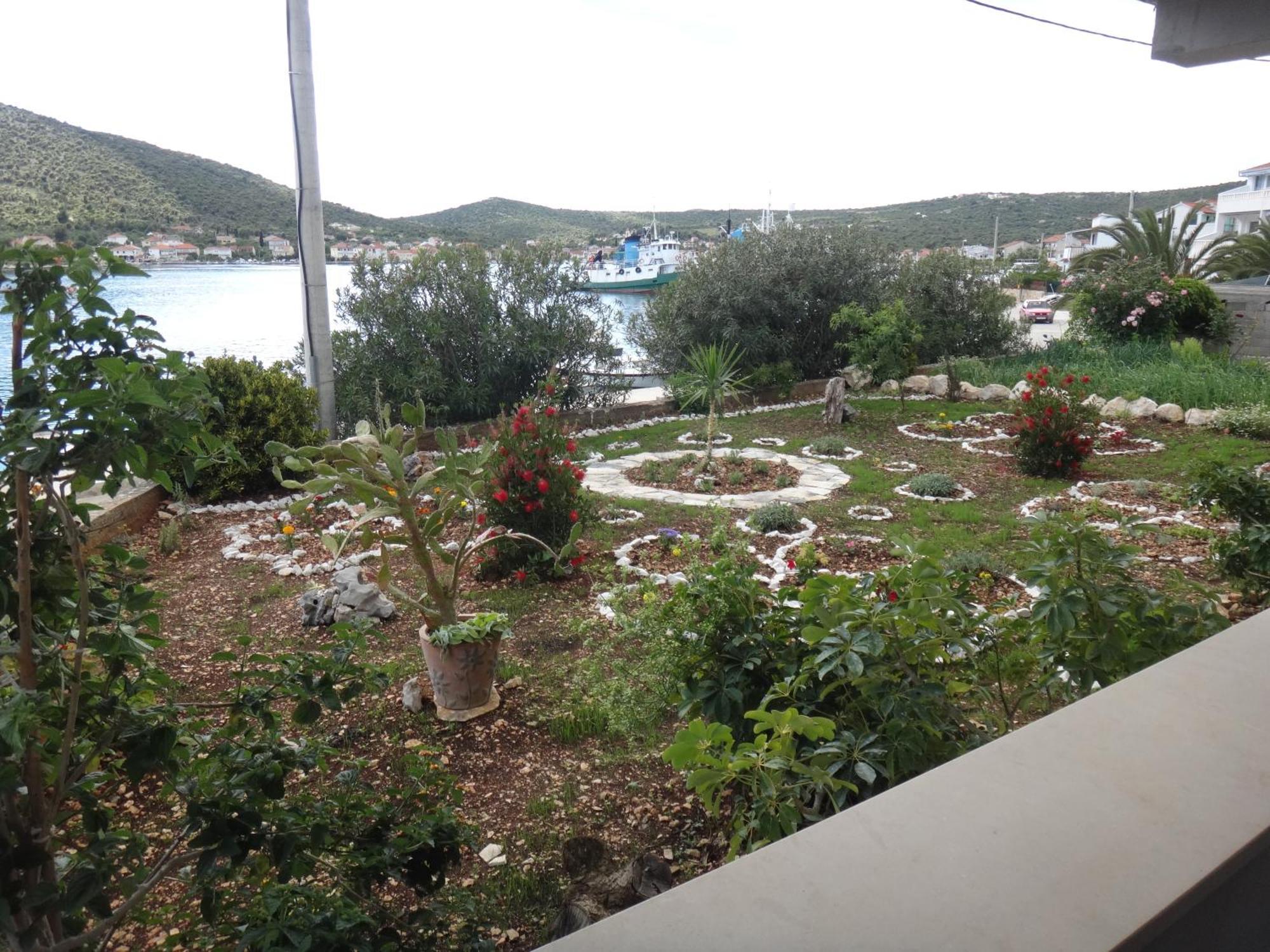 Apartments Selina Vinišće Δωμάτιο φωτογραφία