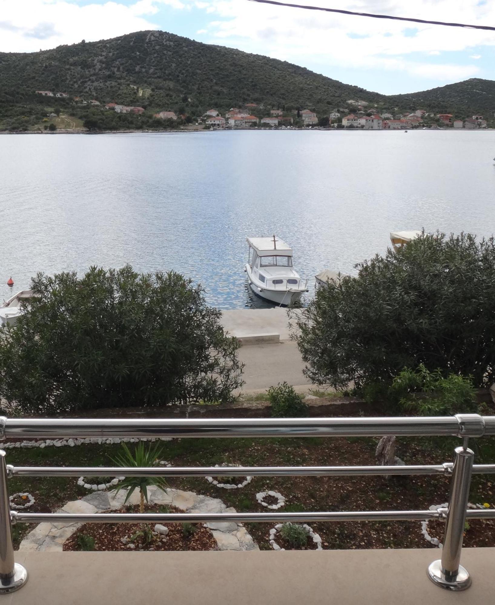 Apartments Selina Vinišće Δωμάτιο φωτογραφία