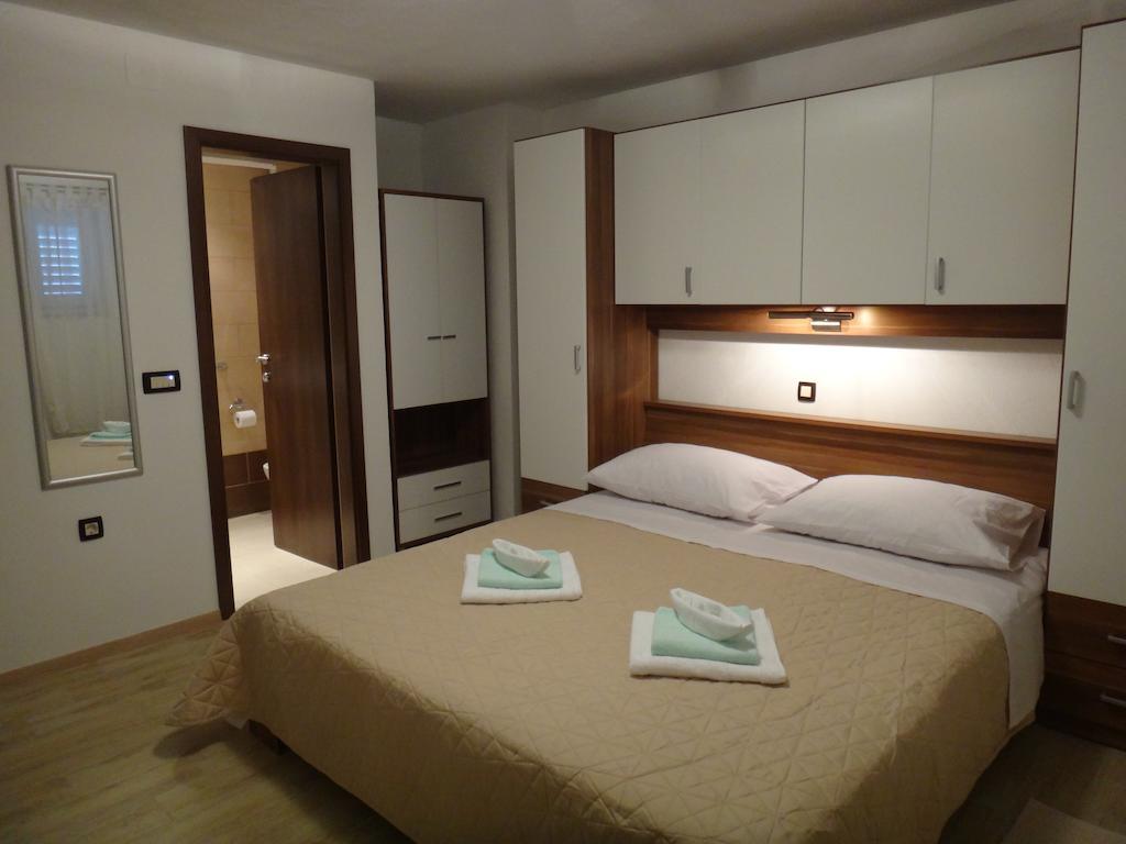 Apartments Selina Vinišće Δωμάτιο φωτογραφία