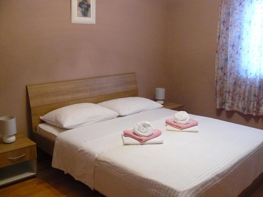 Apartments Selina Vinišće Δωμάτιο φωτογραφία