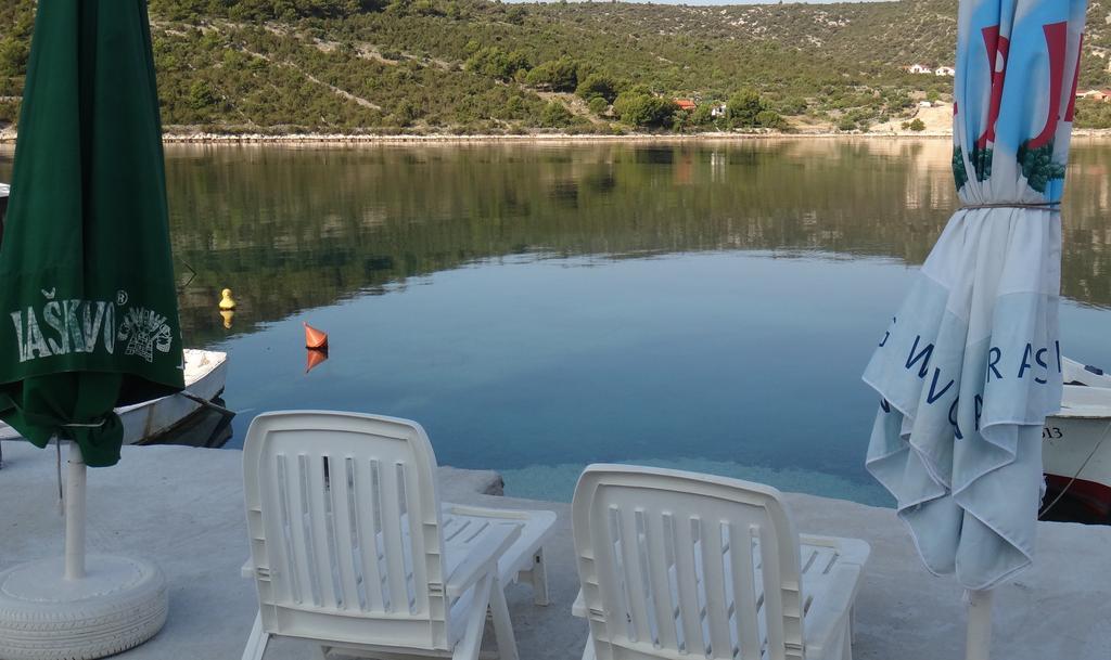 Apartments Selina Vinišće Δωμάτιο φωτογραφία