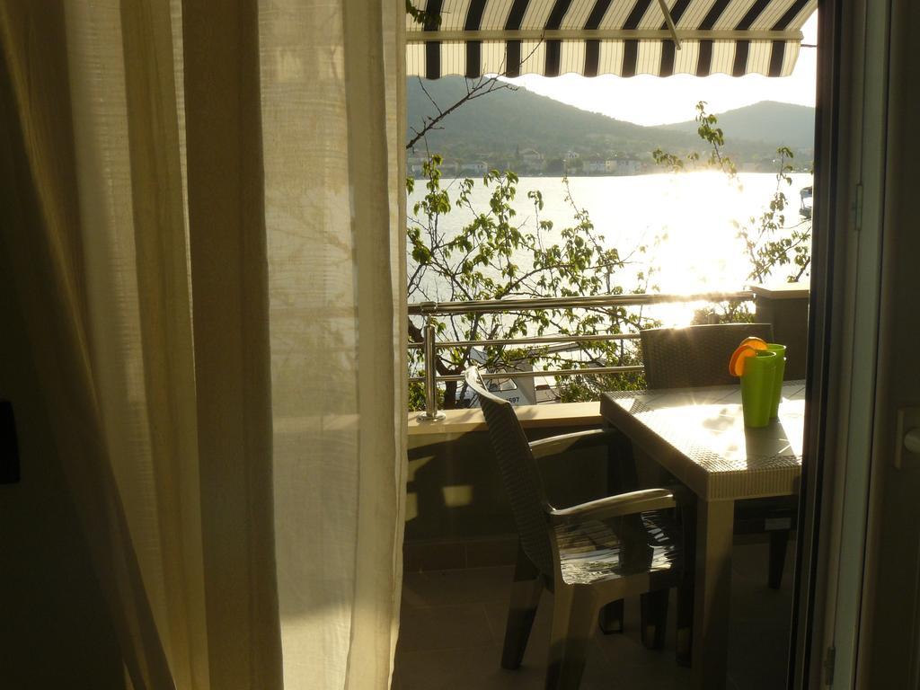 Apartments Selina Vinišće Εξωτερικό φωτογραφία