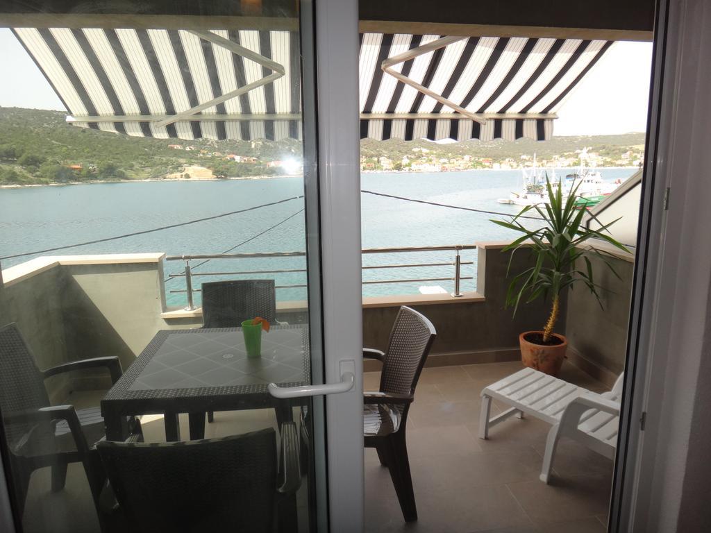 Apartments Selina Vinišće Δωμάτιο φωτογραφία