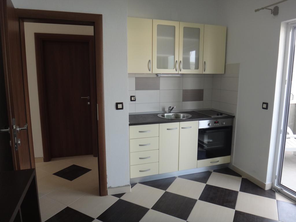 Apartments Selina Vinišće Εξωτερικό φωτογραφία