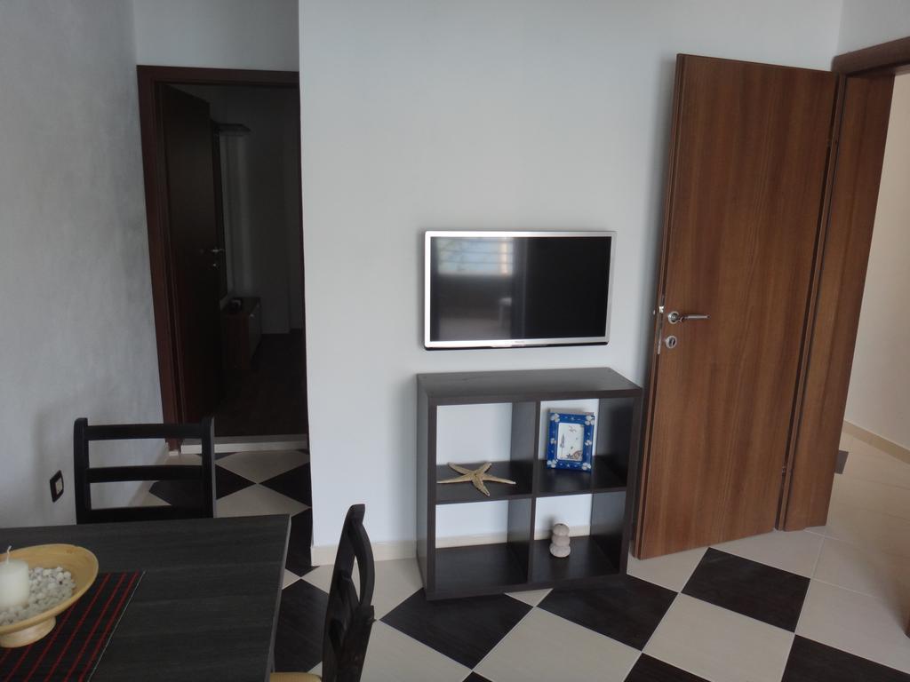 Apartments Selina Vinišće Εξωτερικό φωτογραφία