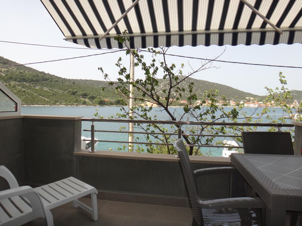 Apartments Selina Vinišće Δωμάτιο φωτογραφία