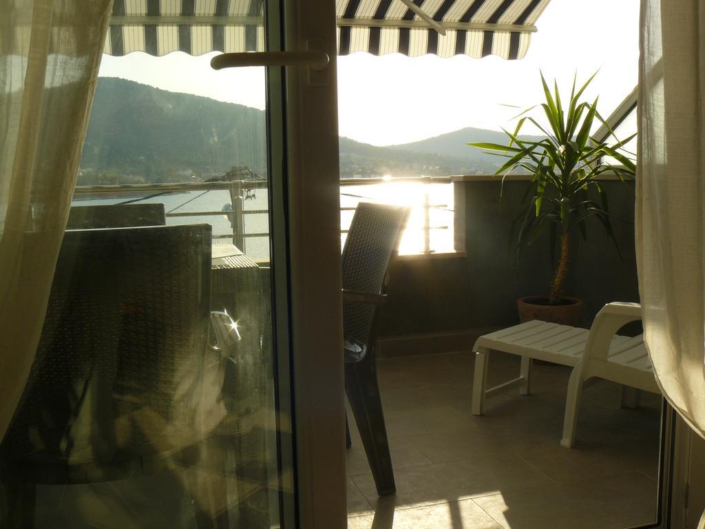 Apartments Selina Vinišće Εξωτερικό φωτογραφία