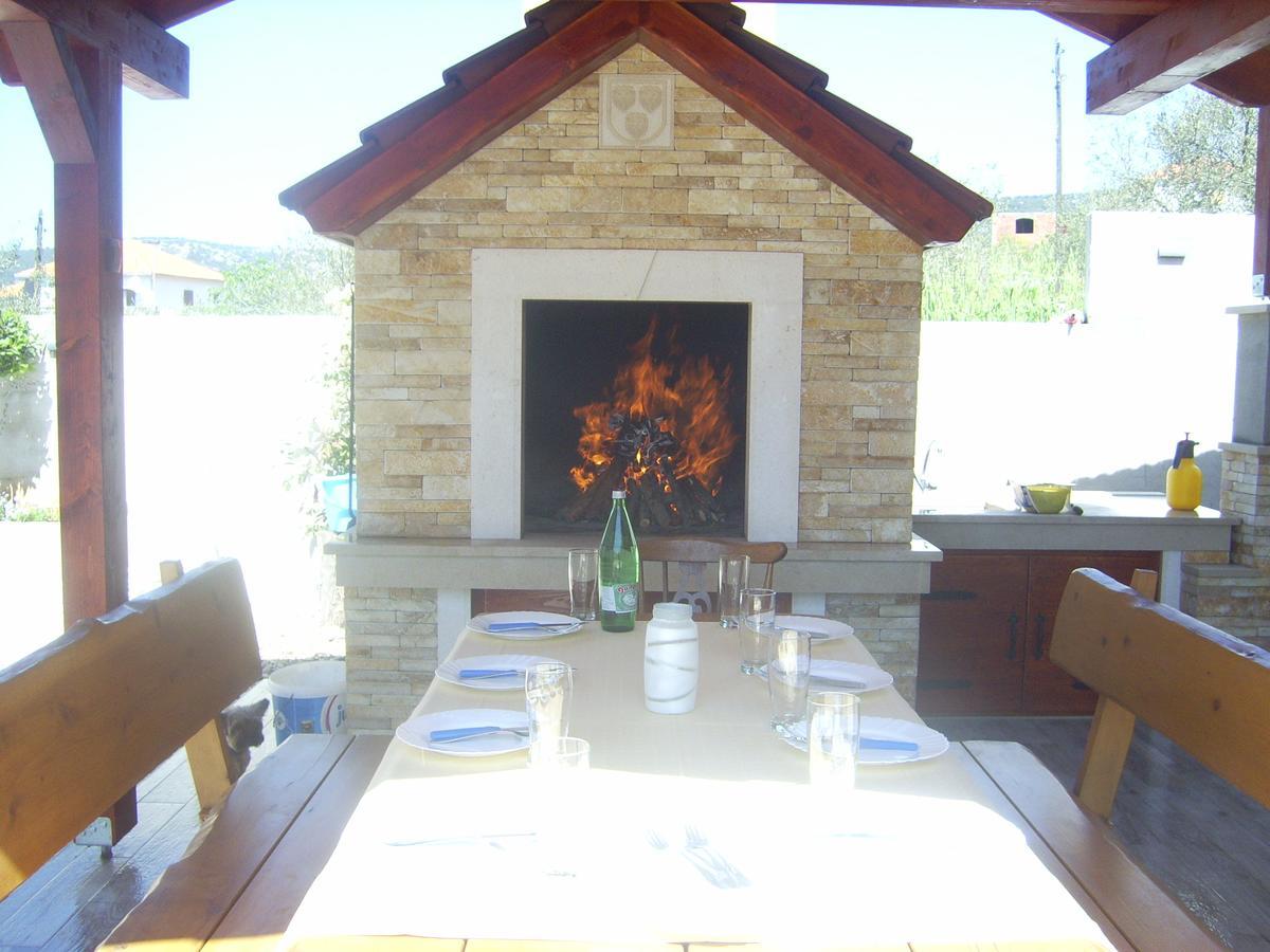 Apartments Selina Vinišće Εξωτερικό φωτογραφία